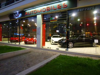 Centre multimarques V12 AUTOMOBILES