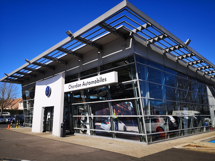 Concessionnaire CHARDON AUTOMOBILES SAINT THIBAULT DES VIGNES